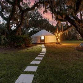 Florida Yurt Escape Nature and Comfort, Hotel in Kissimmee