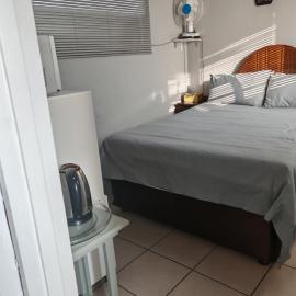 Yakhe Cottage – hotel w mieście Edenvale
