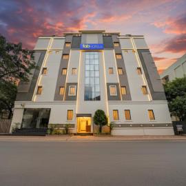 FabHotel Pushpa Grand