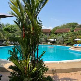 Hôtel Éden Roc Ivoire, hotel em San-Pédro