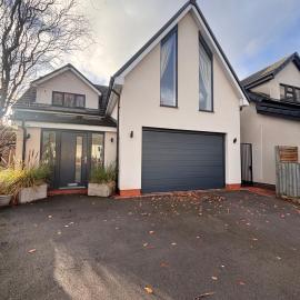 Modern 4BR Getaway House for Families and Groups, hotel in Frampton Cotterell