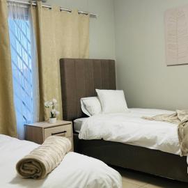Graceful Getaway Home, hotel u gradu Rundu