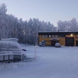 Cozy economy apartment for 4 at the shopping area, hotel in Rovaniemi