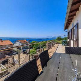 Apartment with A - C in Crikvenica 53907