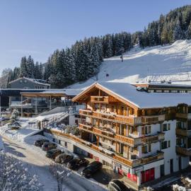 Panorama Chalet Top 2A am Lift Ski-In-Out, Hotel in Mittersill