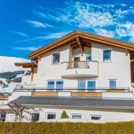 Apartment in Tyrol in an attractive area
