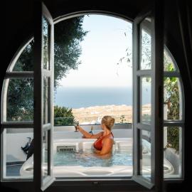 Divino Suites, Hotel in Fira