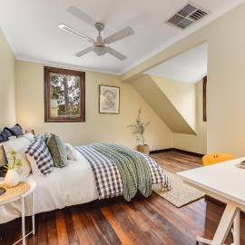 Adelaide Hill Luxury Amenities and Stunning Vistas