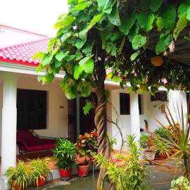 Garden Villa 43 by Tirupati Homestay, Free Breakfast, Near Taj hotel, Posh location, Close proximity to restaurants, Alipiri flyover, hotel in Tirupati