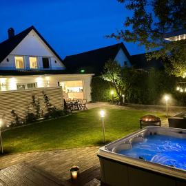 Hambo Stay, hotel in Staffanstorp