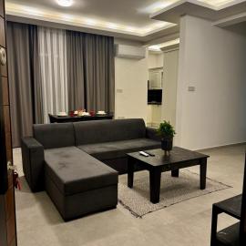 Soğular Apartments 1, khách sạn ở Aglantzia