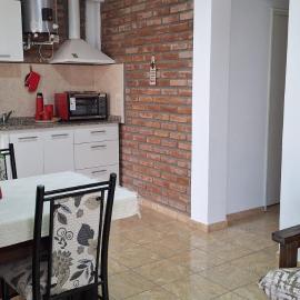 Milena 1, parking amplio y WiFi Starlink