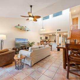 Beach Townhome Steps from Downtown Cocoa Beach, hotel in Cocoa Beach