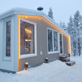 Villa Louhikko - Aavasaksa, Lapland، فندق في Aavasaksa
