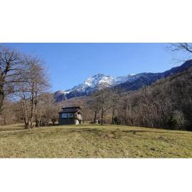 Rustico Prato Grande con vista lago