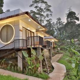 The Full Hot Spring & Resort, hotel u gradu 'Kemloko-gede'