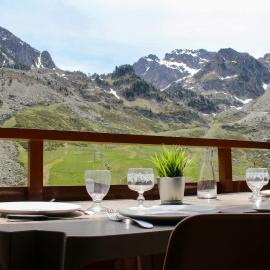 Studio La Mongie résidence le Montana Balcon plein sud pied de piste parking souterrain privé