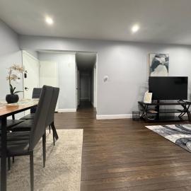 Spacious 4Bdrs house with parking
