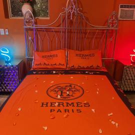 420 Friendly Suites