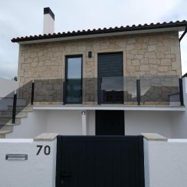 Casa Lá de Baixo