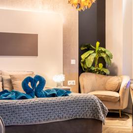 Suite avec jacuzzi privé Nîmes Idéal seul ou couple - Spa Maison Carré