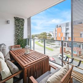 Little Bay Seabreeze Coastal Apartment