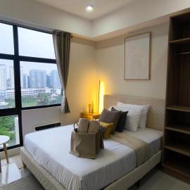 BH UrbanSky Condo, מלון במקטאן