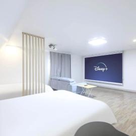 The Oakra Hotel