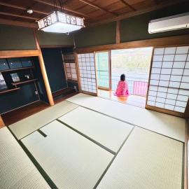 ゲストハウス輪 高野山麓, Hotel in Hashimoto