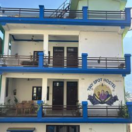 Tiny Spot Hostel Rishikesh, hotell i Rishīkesh