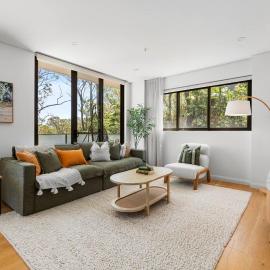 Upper North Shore Haven - A Tranquil Treetop Escape