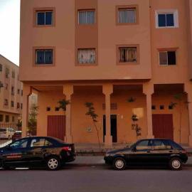 Licht & ruim 2-slaapkamer appartement met airco & Wifi - rustig wijk Marrakesh