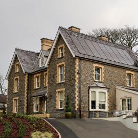 Y Seren Hotel & Restaurant, hotel di Carmarthen