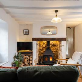 Holly Tree Cottage - Beautiful 2 Bedroom Cottage in Nailsworth