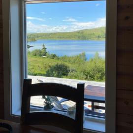 Mountain Cabin By Hundsåvatnet With Large Veranda, hotell sihtkohas Søvassli