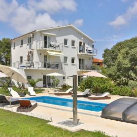 Villa Oleander, khách sạn ở Marina