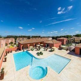 Domaine de Bacchus, hotell i Saint-Christol