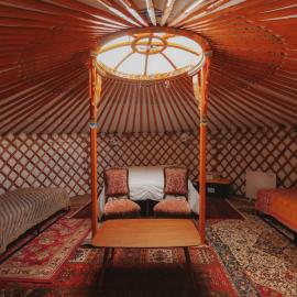 Glamping yurt at Sequoia Highland Camp, хотел в Miramonte