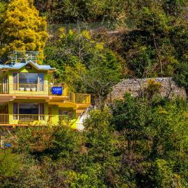LiveAway Mussoorie, Kempty by PACK: Mussoorie şehrinde bir otel