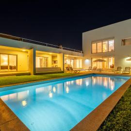 Villa L, hotel i Galé