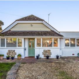 High Tide, East Wittering, hotel in East Wittering