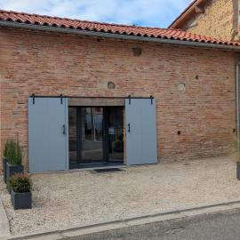 GITE La GRANGE, hotel v destinácii Launac