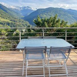 Chalet Cocoon en lisière de forêt, avec grande terrasse, et vue 'waouh'