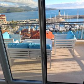 Mango Lux Apartment Lustica Bay, hotel in Luštica