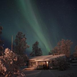 Villa Nivanranta - on the banks of the Tornionjoki river，Turtola的飯店