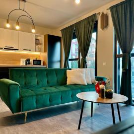 Transylvanian Sunny Apartment - Sleeping and Living Premium Experience