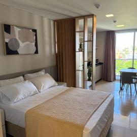 Monoambiente a 400 metros de la playa, hotel in Encarnación