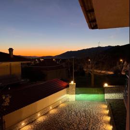 Kastellia Horizon Villa, hôtel à Graviá