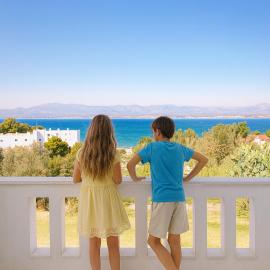 Caecilia & Lawrence Organic Mediterranean Sea Villa, hotel v destinácii Chalkida