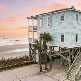 Poseidon by AvantStay, hotel in Folly Beach